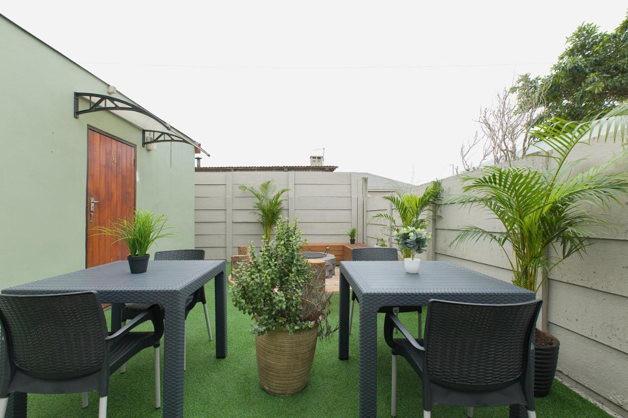 Peace Love And Joy Self Catering Units Port Elizabeth Eksteriør bilde